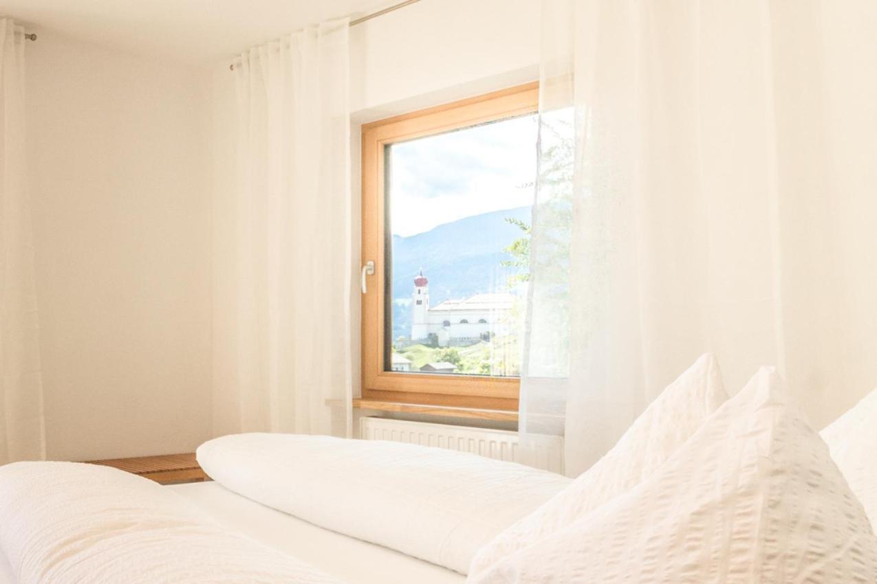 לאיון Apartment La Brunella מראה חיצוני תמונה