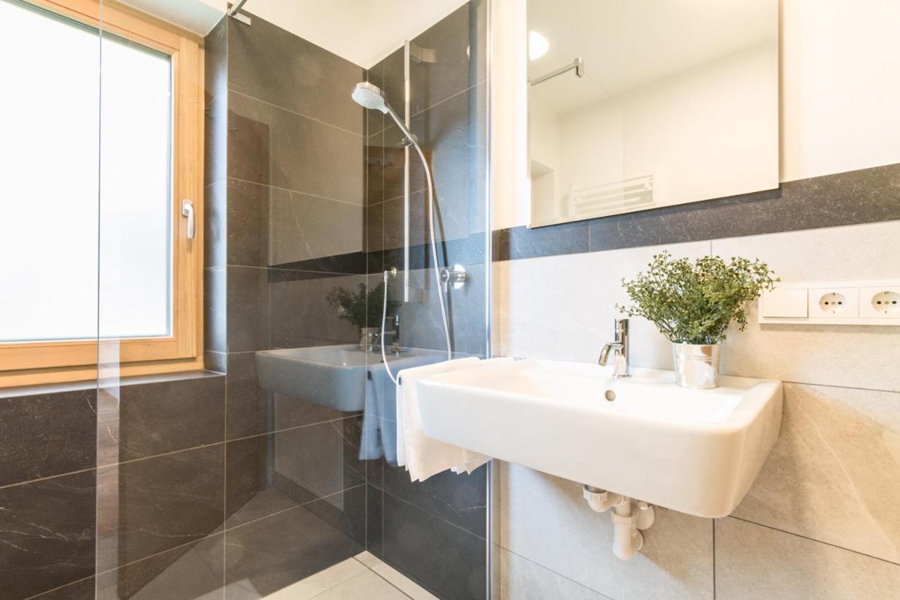 לאיון Apartment La Brunella מראה חיצוני תמונה